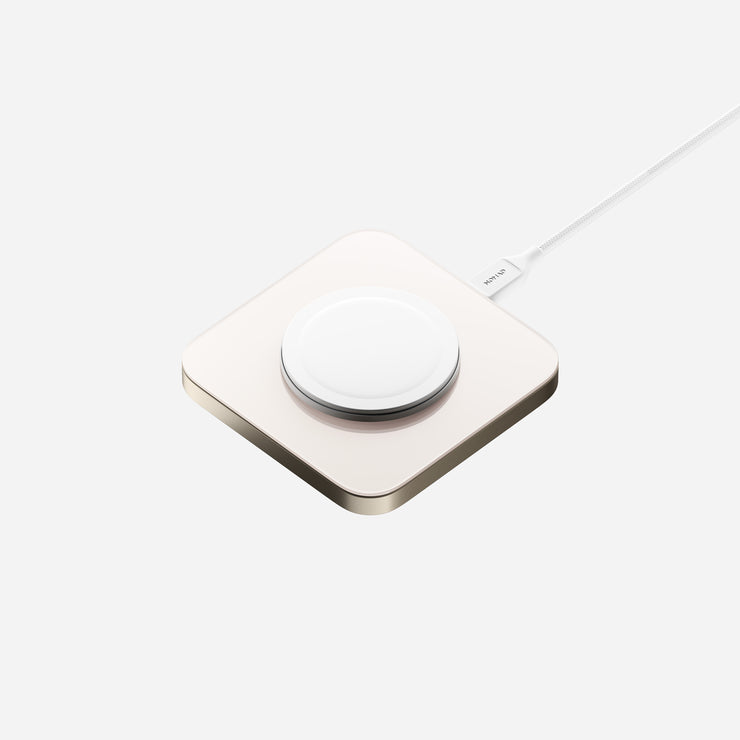 Base One - MagSafe | Gold | Legacy | 1st Gen