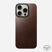 Front view of the Magnetic Leather Back designed for iPhone 16 Pro, emphasizing its ultra-thin profile and sophistication.